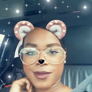 Meet your Posher, Keisha